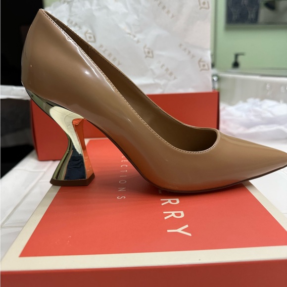 Katy Perry Collections Tan Heels with Silver Accent - Picture 1 of 6